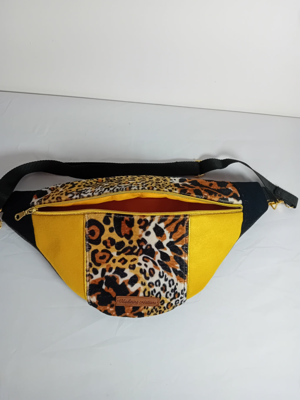 Sac banane léopard - P16B